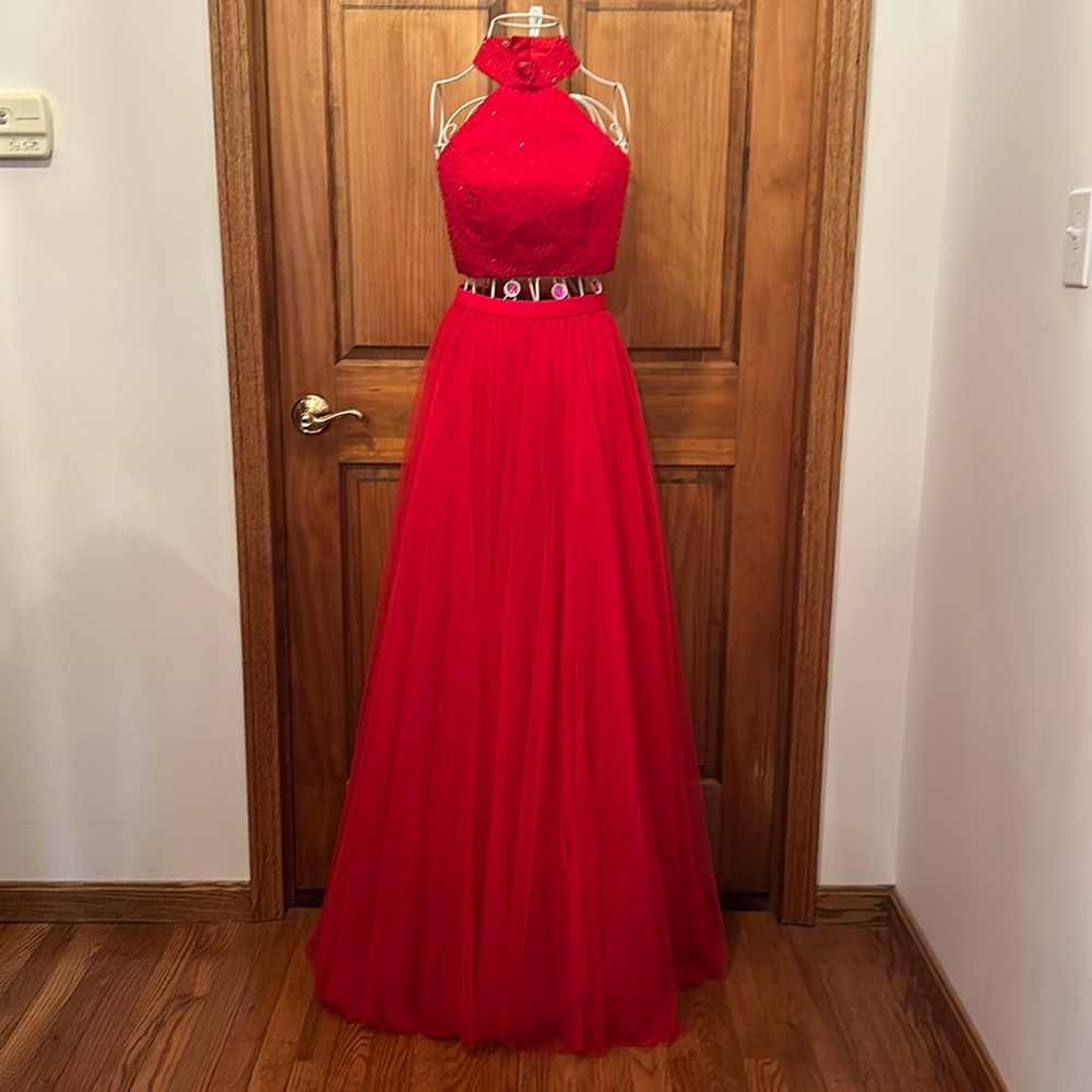 Sherri Hill Red Prom Dress